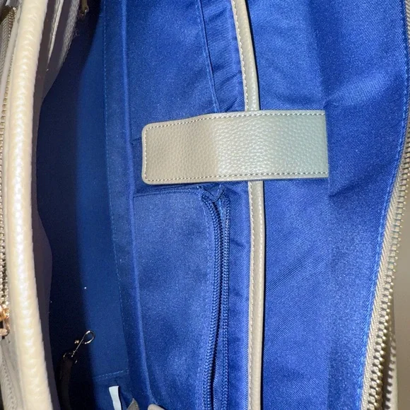 MinkeeBlue Quilted Taupe Tote Bag w/ Pouch – Work, Travel, Mom Bag - Picture 7 of 10